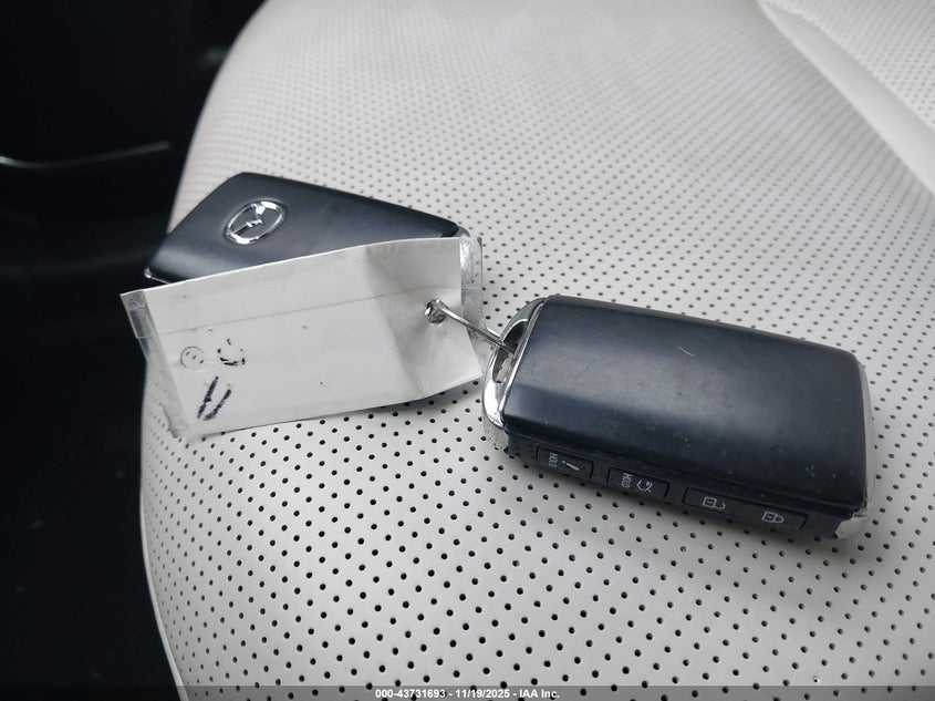 2023 Mazda Cx-9 Signature VIN: JM3TCBEY5P0645050 Lot: 43731693