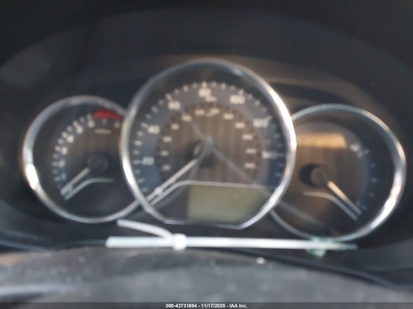 2015 Toyota Corolla Le VIN: 5YFBURHEXFP311130 Lot: 43731694