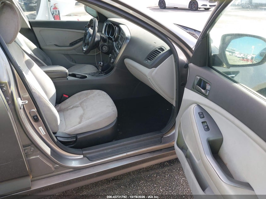 2014 KIA OPTIMA LX · Фото 5
