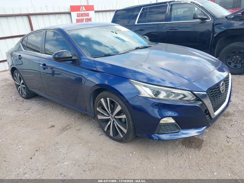 NISSAN ALTIMA SR FWD