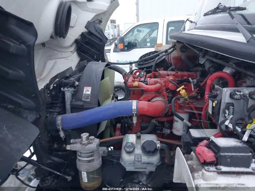 2022 Freightliner M2 106 VIN: 1FVACXFC0NHNE2746 Lot: 43731820