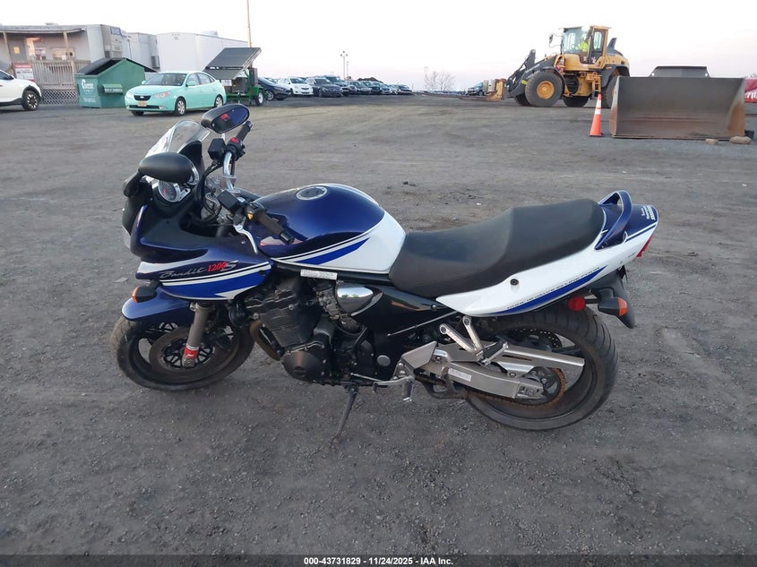 2005 Suzuki Gsf1200 S VIN: JS1GV77A752100612 Lot: 43731829