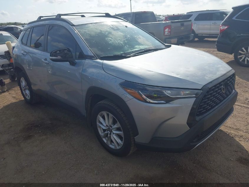 TOYOTA COROLLA CROSS LE