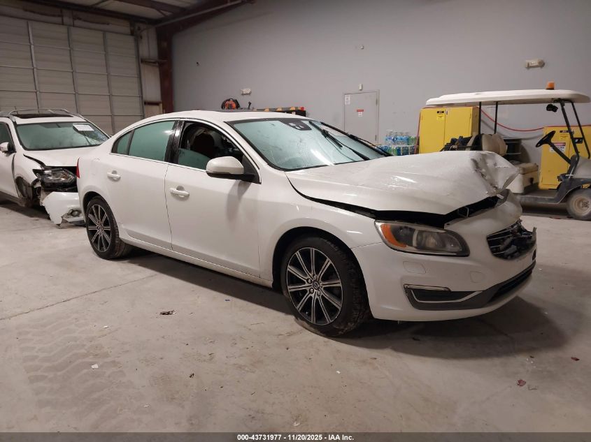 VOLVO S60 T5 PLATINUM