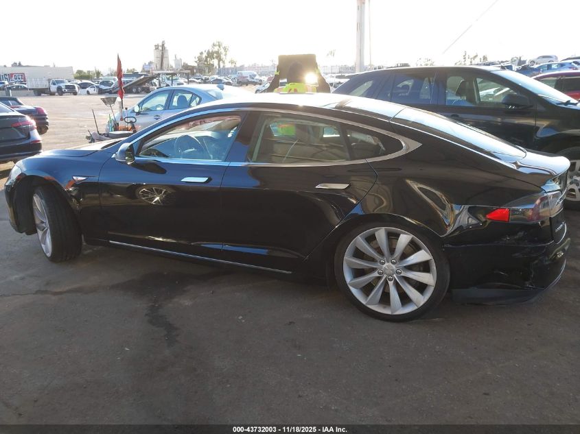2013 Tesla Model S VIN: 5YJSA1DG2DFP14531 Lot: 43732003