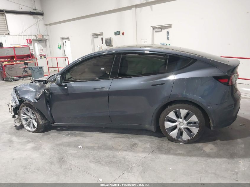 2023 Tesla Model Y Awd/Long Range Dual Motor All-Wheel Drive VIN: 7SAYGDEE6PF701893 Lot: 43732091