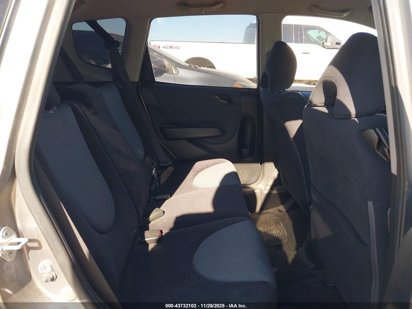 2007 Honda Fit Sport VIN: JHMGD38637S031785 Lot: 43732102