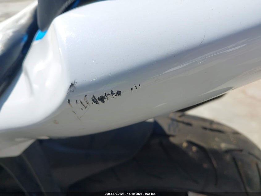 2014 Suzuki Gsx-R1000 VIN: JS1GT78AXE2101838 Lot: 43732128