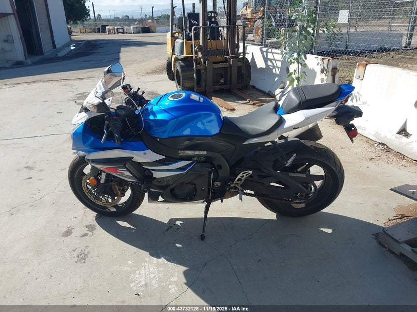 2014 Suzuki Gsx-R1000 VIN: JS1GT78AXE2101838 Lot: 43732128