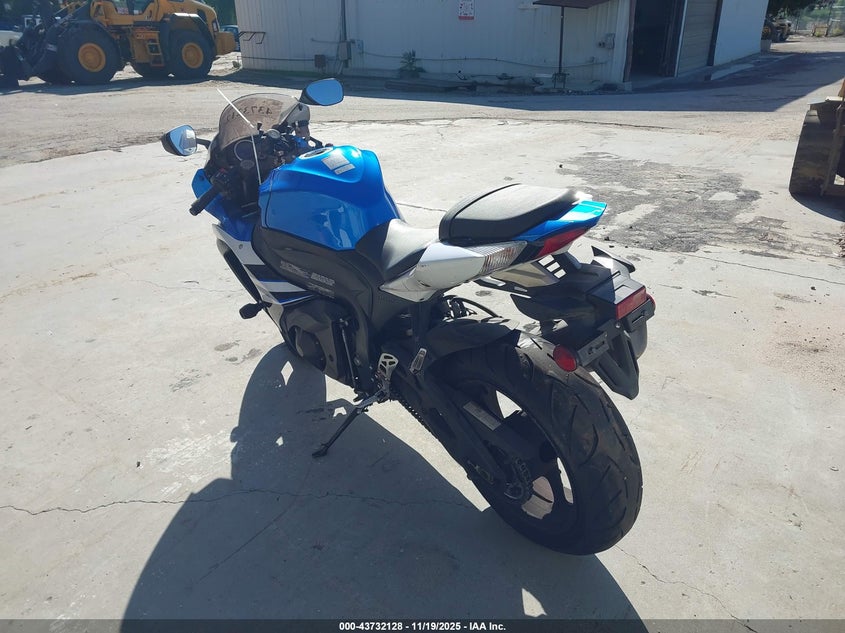 JS1GT78AXE2101838 2014 SUZUKI GSX-R photo no. 3