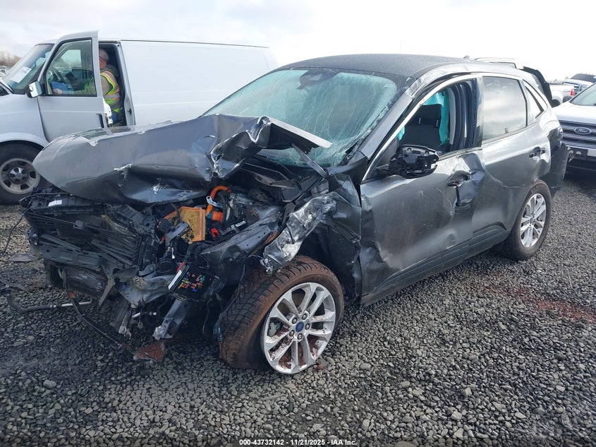 2022 Ford Escape Se Hybrid