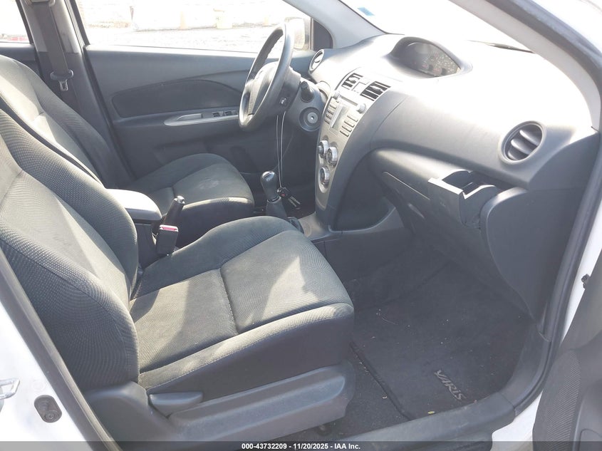 JTDBT903091314866 2009 TOYOTA YARIS photo no. 5