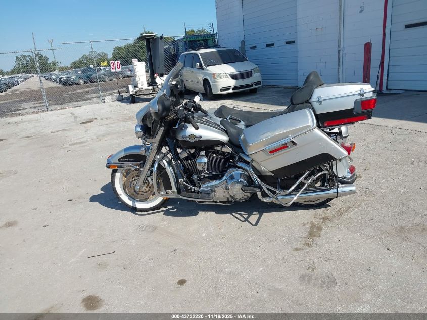2003 Harley-Davidson Flhtcui Anniversary VIN: 1HD1FCW443Y620708 Lot: 43732220