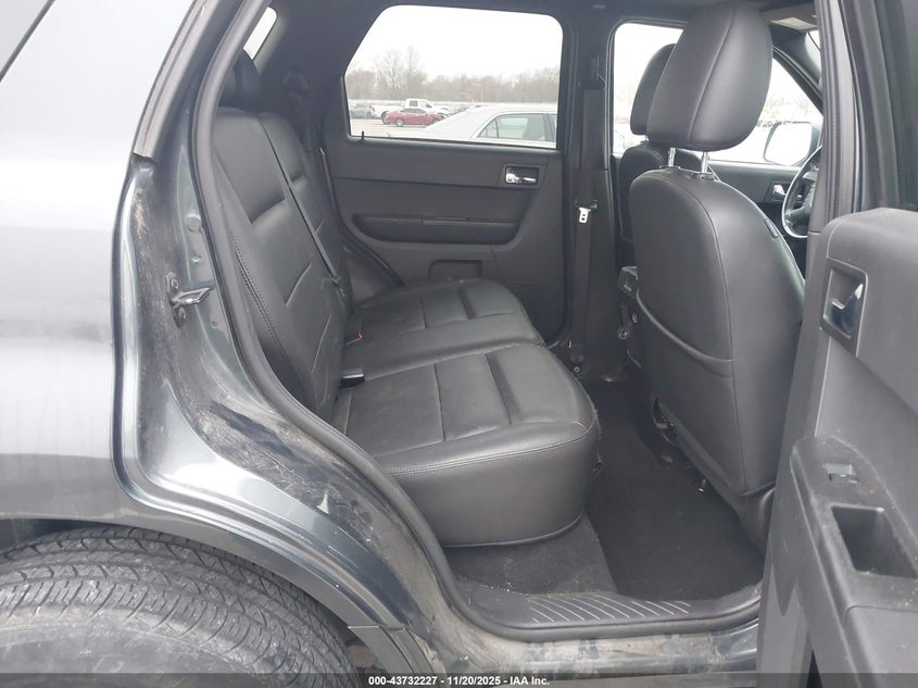 1FMCU94148KB25622 2008 FORD ESCAPE photo no. 8