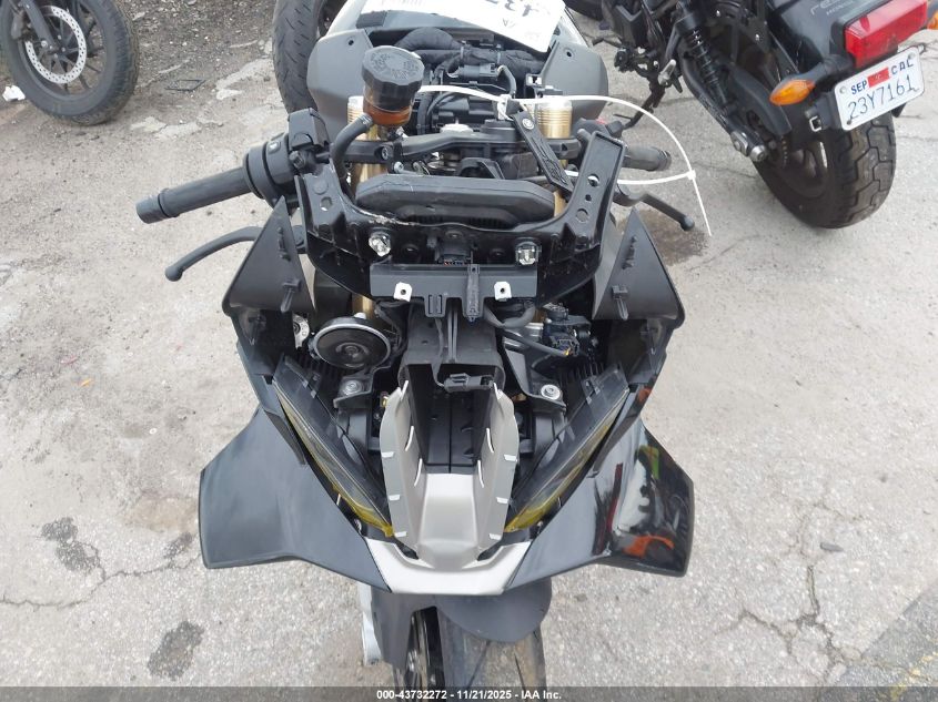 2025 BMW S 1000 Rr VIN: WB10P2303S6L47211 Lot: 43732272