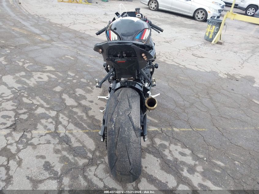 2025 BMW S 1000 Rr VIN: WB10P2303S6L47211 Lot: 43732272