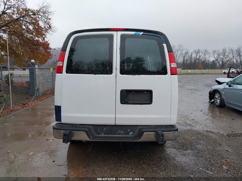 2023 Chevrolet Express Cargo Rwd 2500 Regular Wheelbase Wt VIN: 1GCWGAFP5P1230752 Lot: 43732338