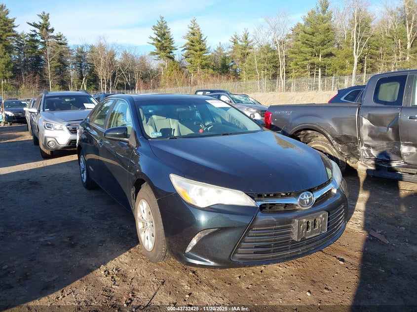 TOYOTA CAMRY LE