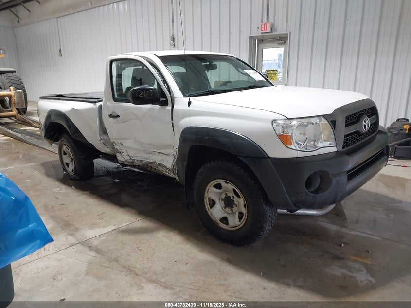 TOYOTA TACOMA