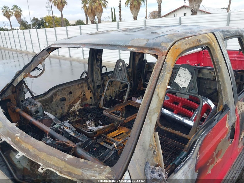 2000 Ford F-350 Lariat/Xl/Xlt VIN: 1FTSW31F4YEA42214 Lot: 43732469