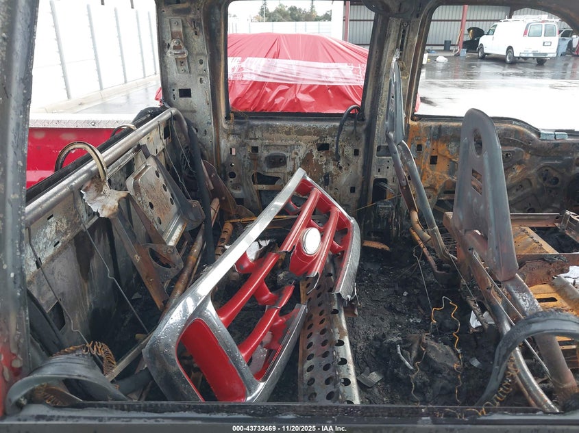 2000 Ford F-350 Lariat/Xl/Xlt VIN: 1FTSW31F4YEA42214 Lot: 43732469