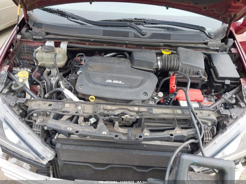 2018 Chrysler Pacifica Touring L VIN: 2C4RC1BG0JR312079 Lot: 43732484