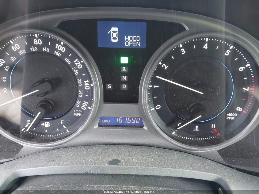 JTHBF5C21A5109135 2010 LEXUS IS photo no. 7