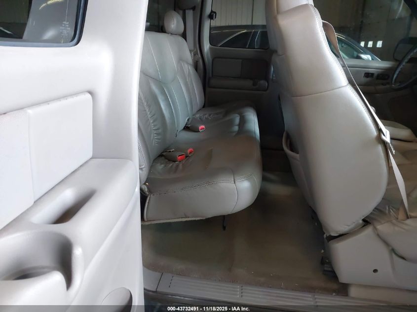 2001 Chevrolet Silverado 1500 Lt VIN: 2GCEK19T711151054 Lot: 43732491