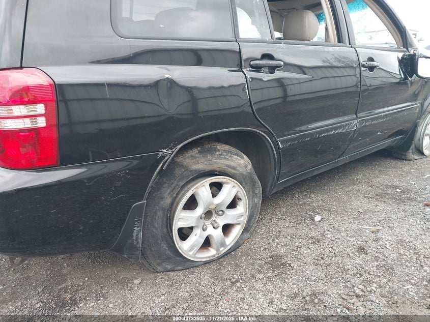 2002 Toyota Highlander Limited VIN: JTEGF21A020057023 Lot: 43732505