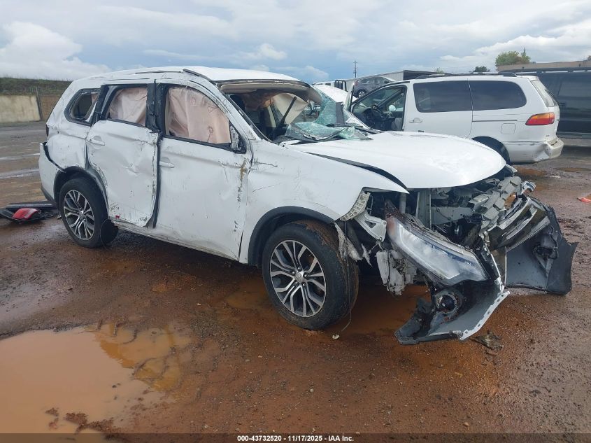 MITSUBISHI OUTLANDER SE