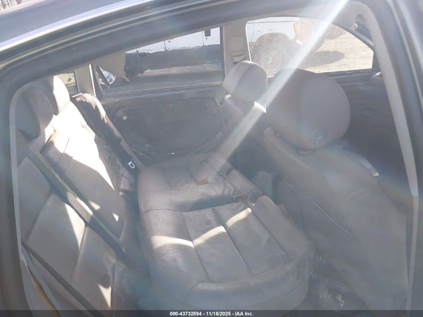 2004 Volkswagen Passat W8 VIN: WVWKK63B14P106005 Lot: 43732594