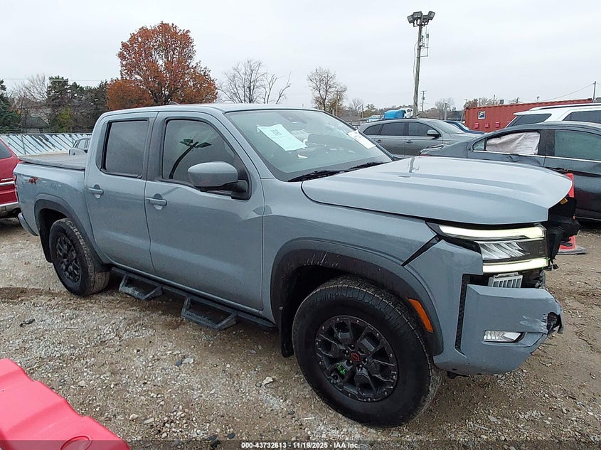 NISSAN FRONTIER PRO-4X 4X4