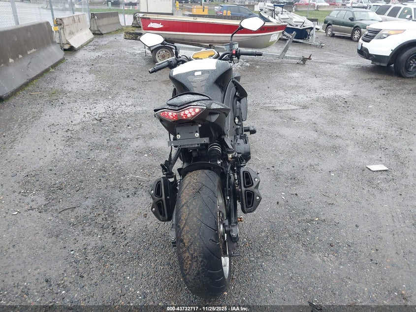 2011 Kawasaki Zr1000 D VIN: JKAZRCD11BA019925 Lot: 43732717