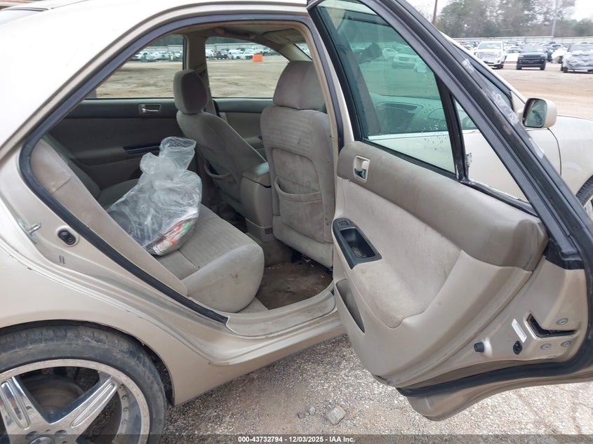 4T1BE32K65U559803 2005 TOYOTA CAMRY photo no. 8