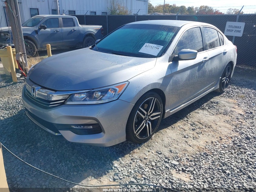 1HGCR2F57HA141494 2017 HONDA ACCORD photo no. 2