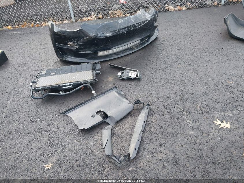 2023 Tesla Model 3 Rear-Wheel Drive VIN: 5YJ3E1EA5PF655708 Lot: 43732865