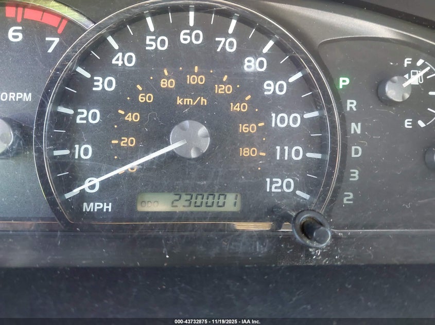 2005 Toyota Sequoia Sr5 V8 VIN: 5TDZT34A75S253484 Lot: 43732875