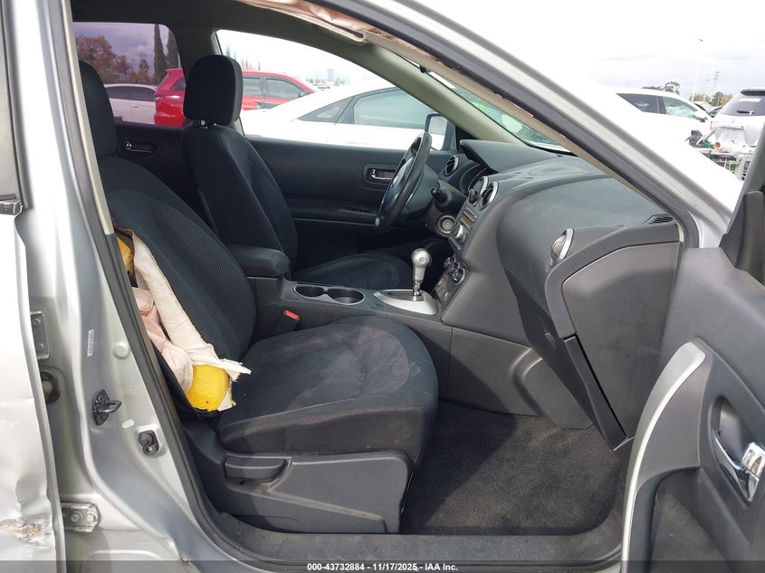 JN8AS5MT9EW608706 2014 NISSAN ROGUE photo no. 5