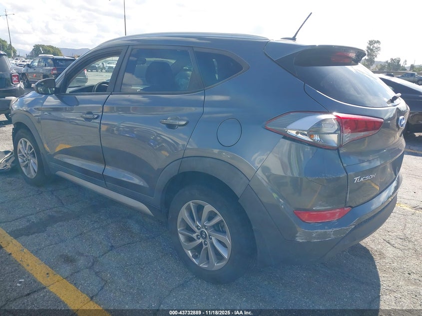 2017 Hyundai Tucson Se VIN: KM8J33A43HU330262 Lot: 43732889