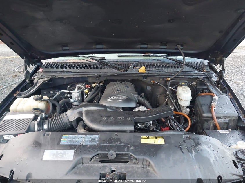 2005 GMC Yukon Slt VIN: 1GKEK13T15J142200 Lot: 43732928