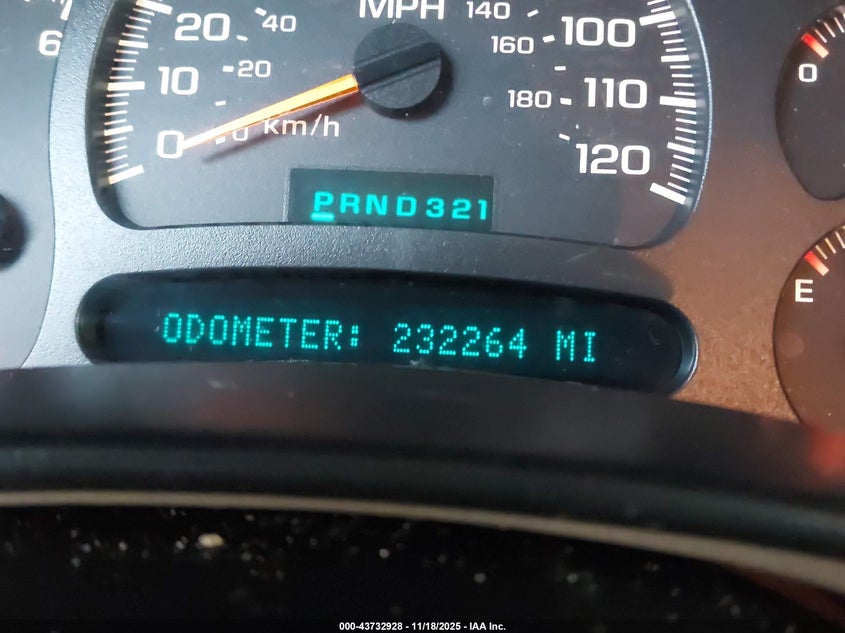 2005 GMC Yukon Slt VIN: 1GKEK13T15J142200 Lot: 43732928