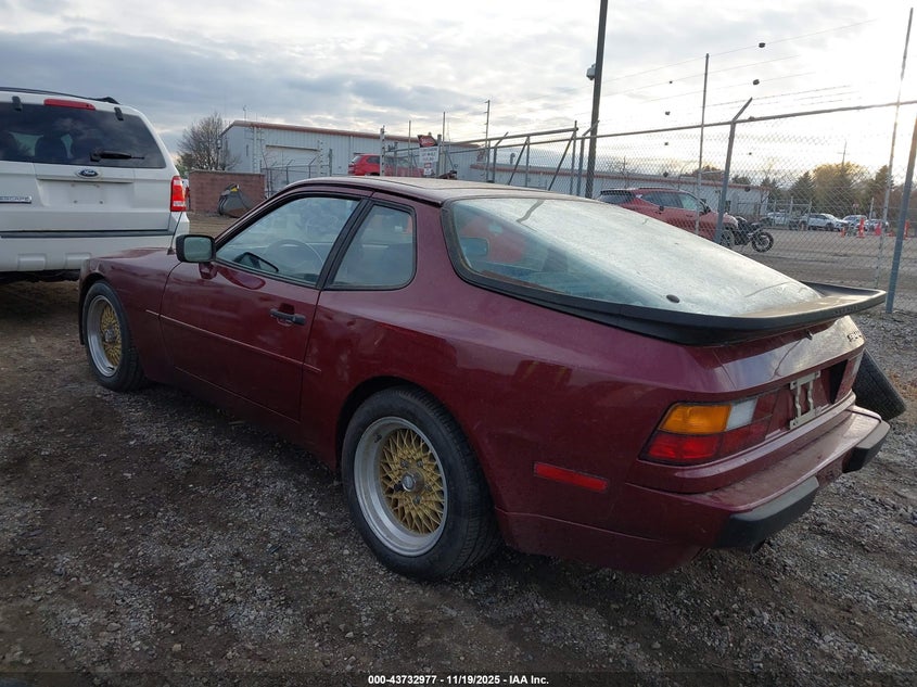 WP0AA0945EN452995 1984 PORSCHE 944 photo no. 14