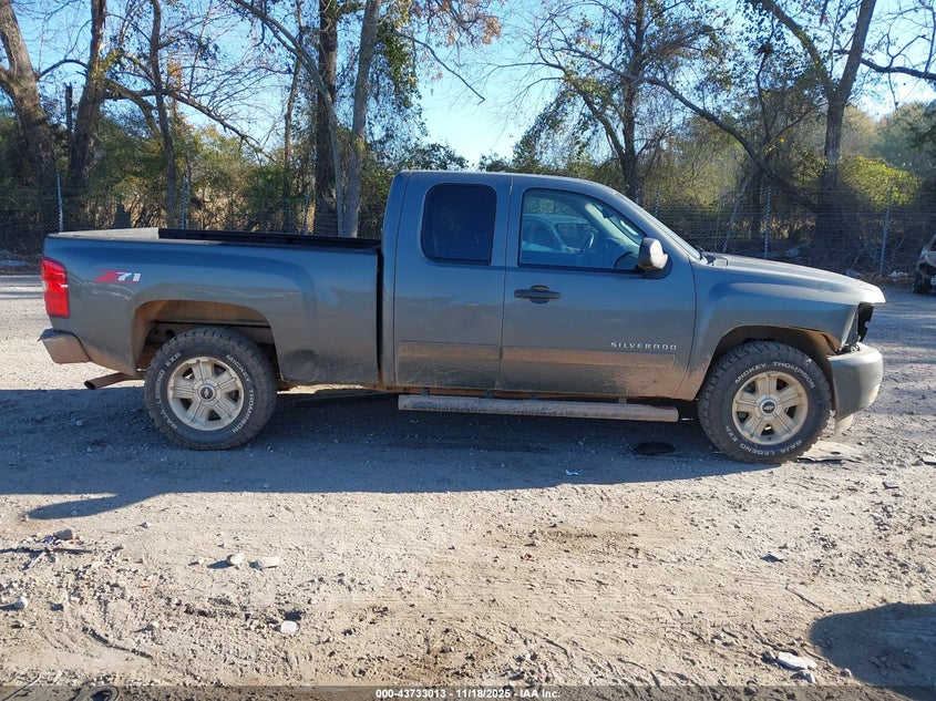 1GCRCSE08BZ272474 2011 CHEVROLET SILVERADO photo no. 14