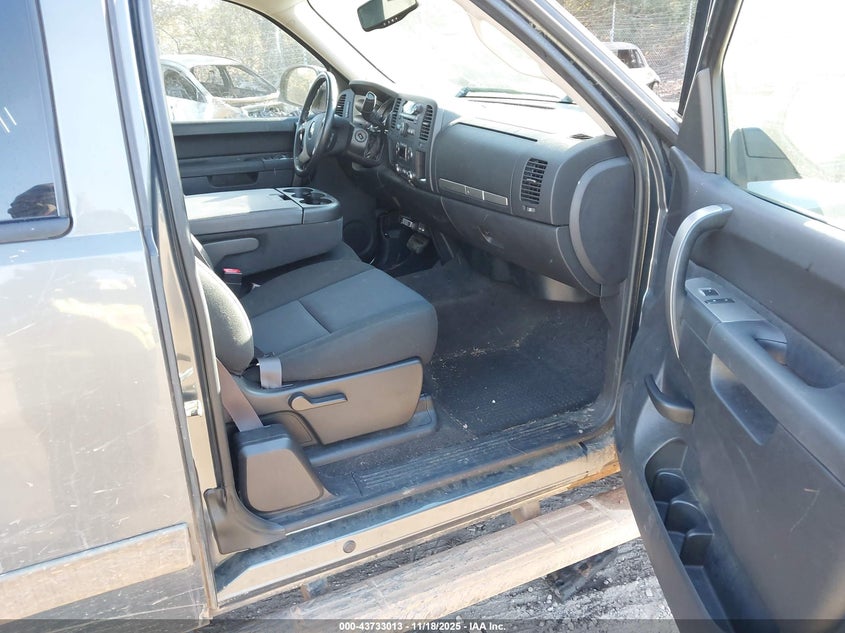 1GCRCSE08BZ272474 2011 CHEVROLET SILVERADO photo no. 5