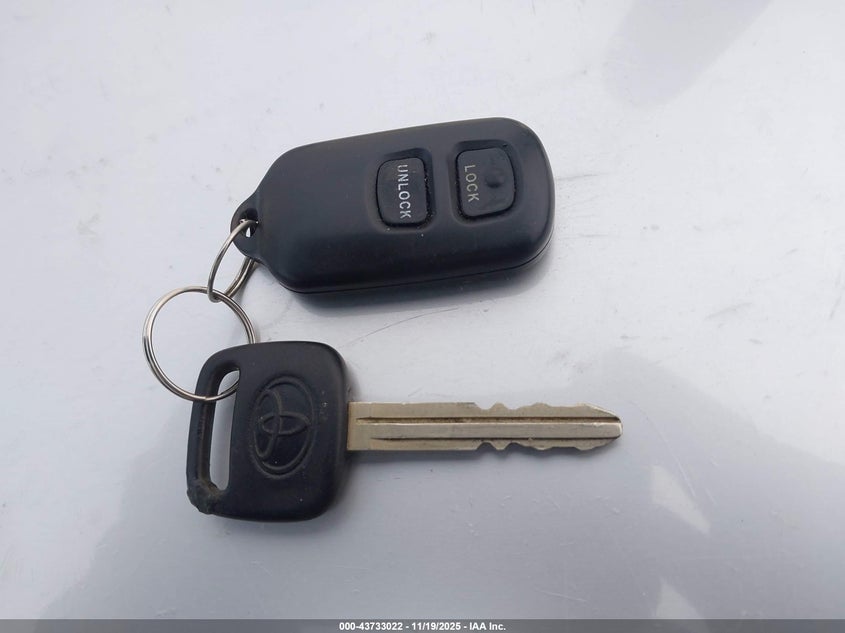 2006 Toyota Tundra Sr5 V8 VIN: 5TBDT44176S512694 Lot: 43733022