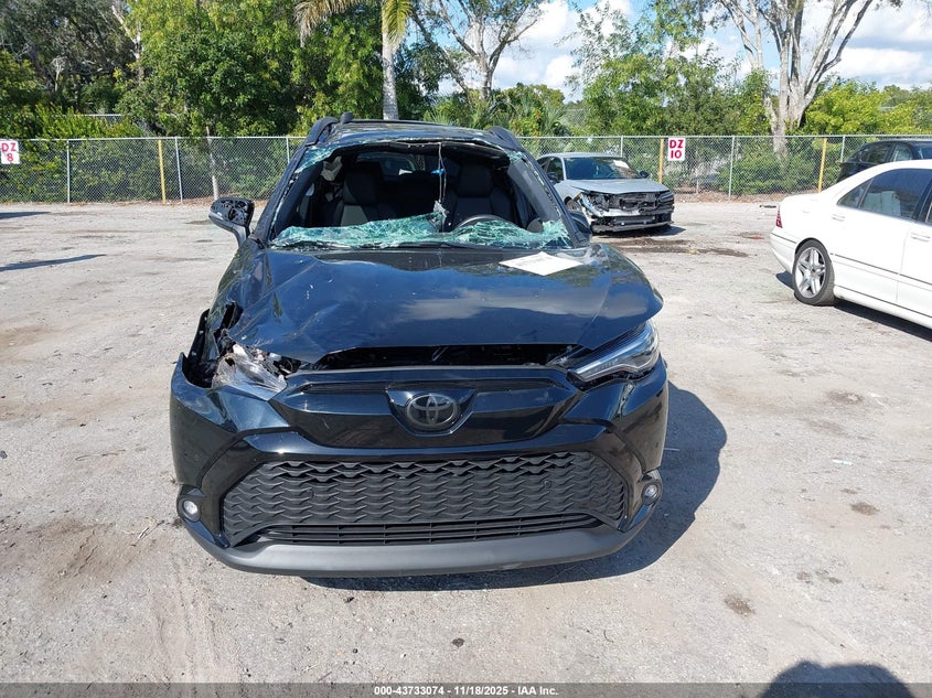 2025 Toyota Corolla Cross Hybrid Xse VIN: 7MUFBABG0SV083181 Lot: 43733074