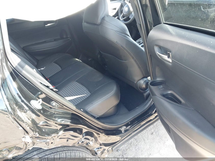 2025 Toyota Corolla Cross Hybrid Xse VIN: 7MUFBABG0SV083181 Lot: 43733074