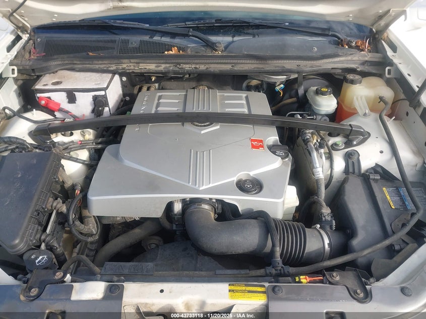 2005 Cadillac Srx V6 VIN: 1GYEE637750176080 Lot: 43733118