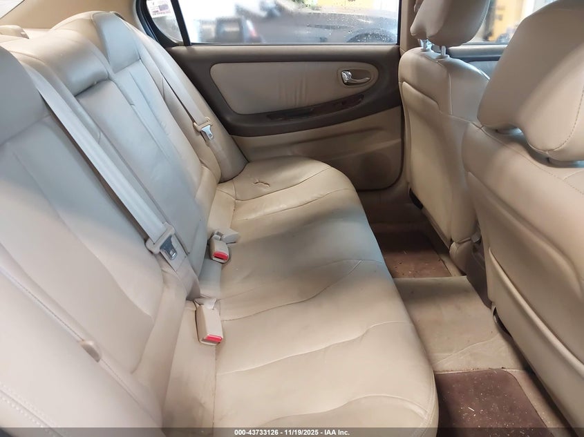 2000 Nissan Maxima Gle/Gxe/Se VIN: JN1CA31A9YT217711 Lot: 43733126