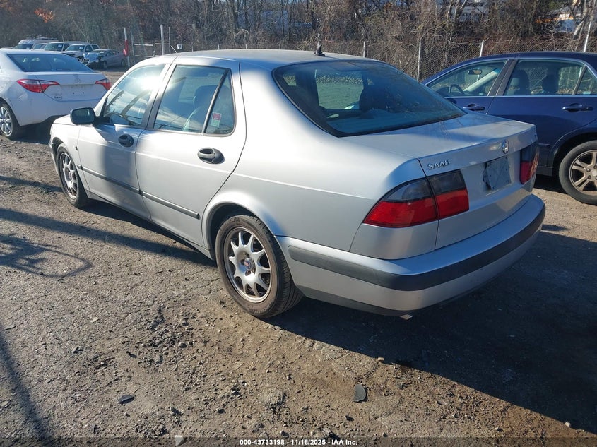 YS3ED48E613050959 2001 SAAB 9-5 photo no. 3